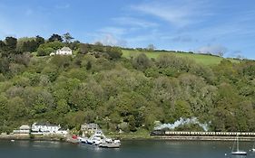 Ferry View - Views Over The Dart, Elegant Three Storey House, Unique Sky Room